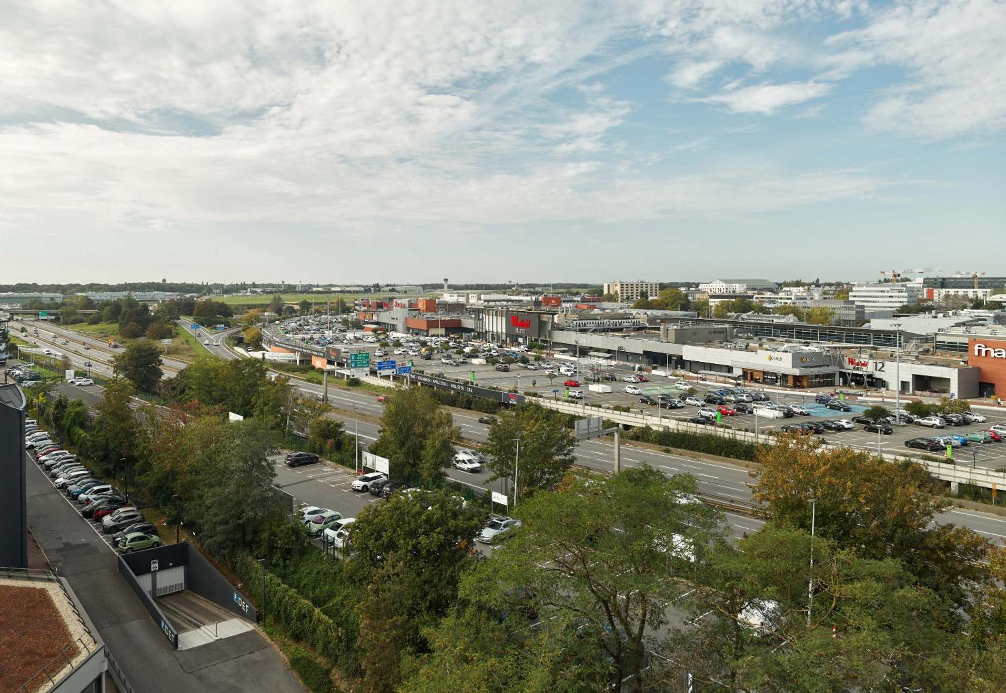 B&B Hotel Velizy Est Екстериор снимка