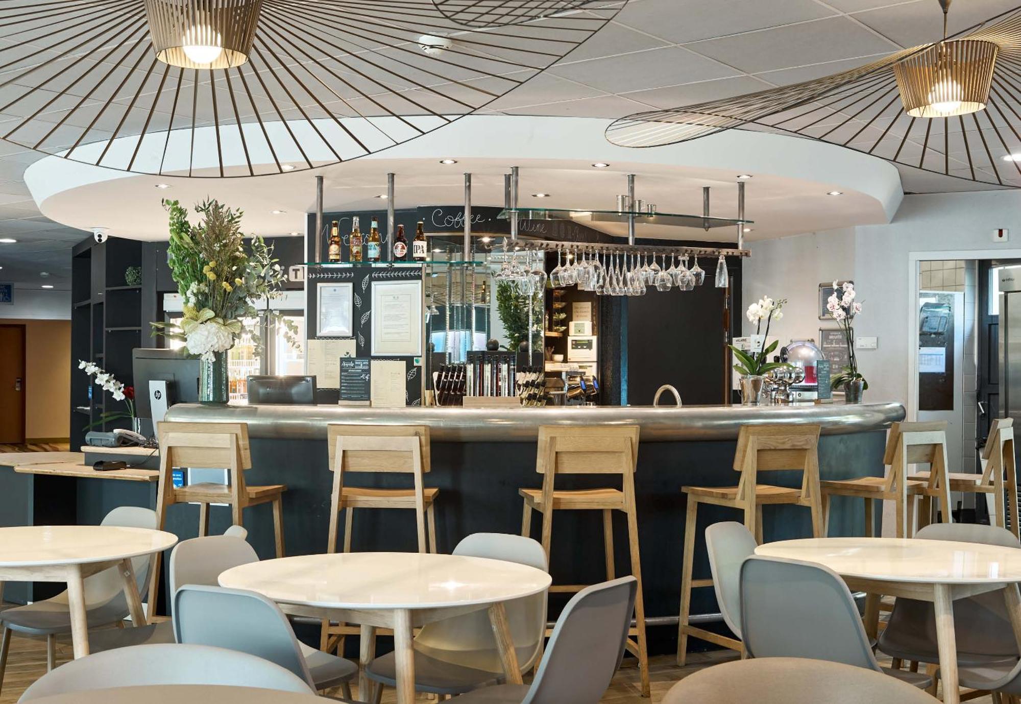 B&B Hotel Velizy Est Екстериор снимка